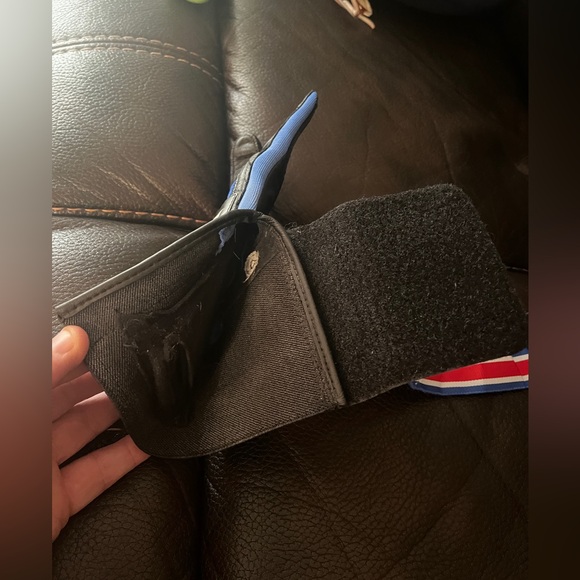 MASTER DELUXE BOWLING WRIST SUPPORT GLOVE, RIGHT HAND. - Picture 3 of 3